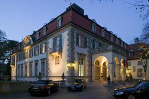 هتل آلما سچلس ایم گرانیوالد
آلمان / برلین(Alma Schlosshotel im Grunewald
Germany / Berlin)