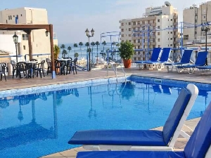 هتل آپارتمان آتریوم زنون
قبرس / لارناکا(Atrium Zenon Hotel Apartment
Cyprus / Larnaka )