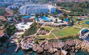 ,هتل جاسمین کورت اند کازینو
قبرس / لیماسول(Jasmine Court Hotel & Casino
Cyprus / Limassol ),مکانات رفاهی هتل شامل ماساژ ، استخر روباز ، سونا ، مرکز سلامت و آبگرم ، ایوان مخصوص حمام آفتاب ، ساحل اختصاصی می باشد.,