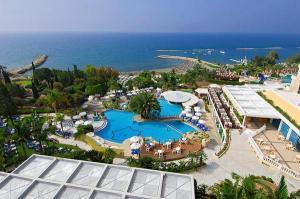 هتل مدیتررانین بیچ
قبرس / لیماسول(Mediterranean Beach Hotel
Cyprus / Limassol )